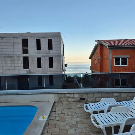 Matanovi Dvori マカルスカ