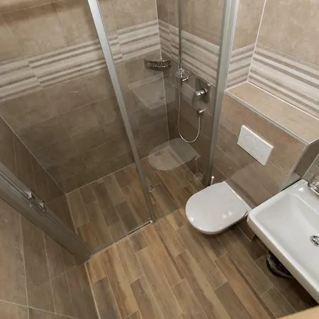 アパート Matanovi Dvori マカルスカ