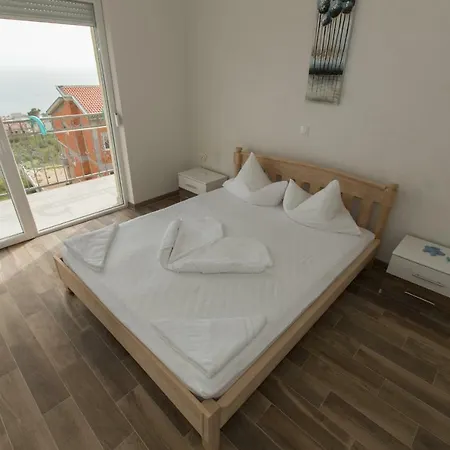 Matanovi Dvori * マカルスカ