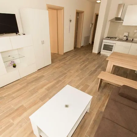 アパート Matanovi Dvori *