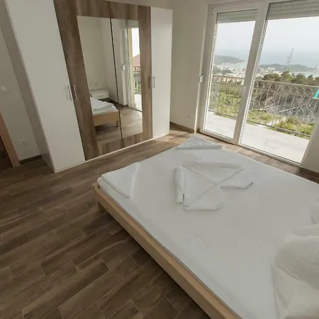 アパート Matanovi Dvori *