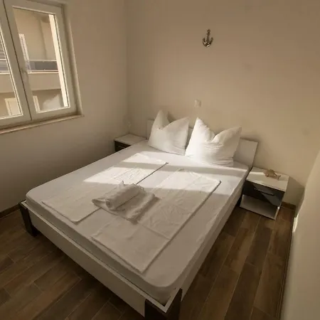 Matanovi Dvori アパート